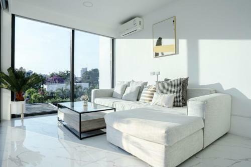 Splash Pool Villa