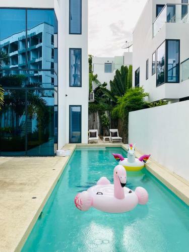 Yizen Vip Luxury Palm Springs Villa In Pattaya
