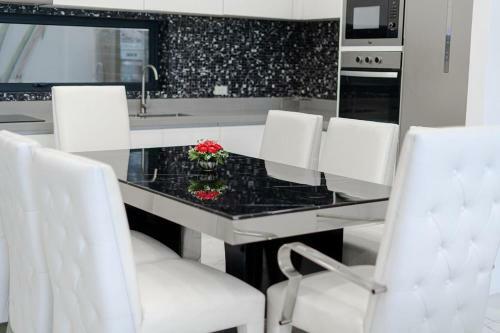 Art C Pool Villas Pattaya