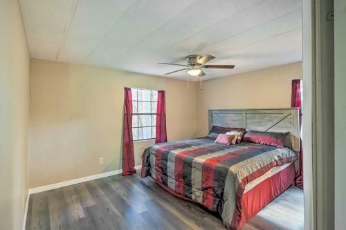 Suwannee Riverfront Home Grill, Near Springs