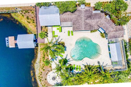 Compass Point 201