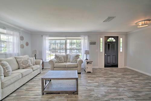 Newly Renovated Crystal River Home With Yard!