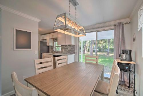 Newly Renovated Crystal River Home With Yard!