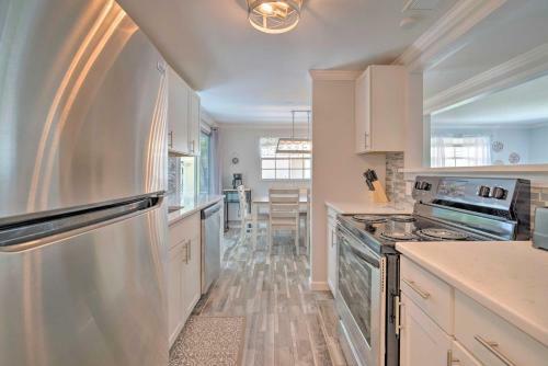 Newly Renovated Crystal River Home With Yard!