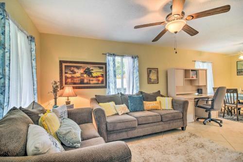 Idyllic Clearwater Escape - 6 Mi To Beaches!