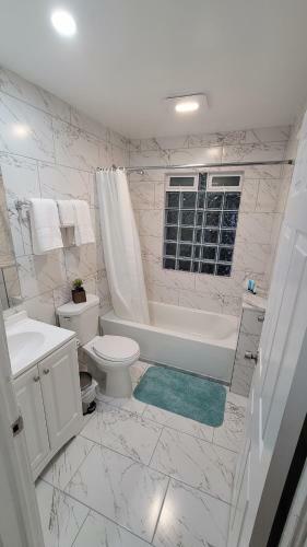Apartamento Lovely Rental Unit With Free Parking On Premises