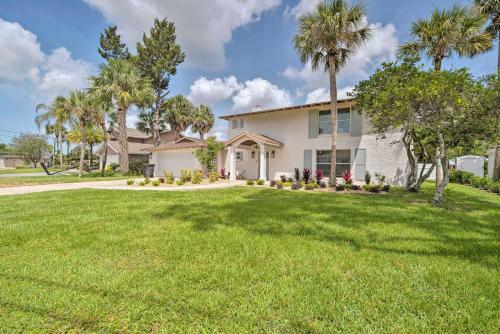 Waterfront Crystal River Home With Boat Dock!