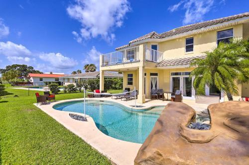 Luxury Cocoa Beach Getaway With Private Pool!