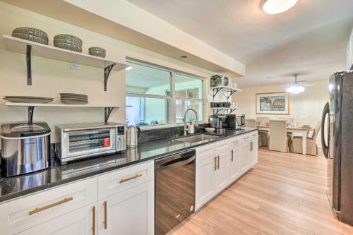 Clearwater Home With Private Outdoor Oasis!