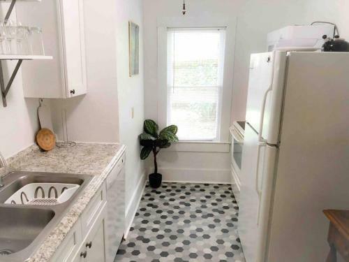 Adorable Private Bungalow