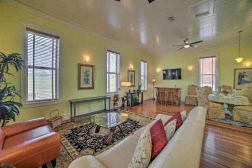 Charming Defuniak Apartment In Historic Dtwn!