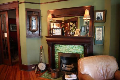 Hoyt House Luxury Bed & Breakfast