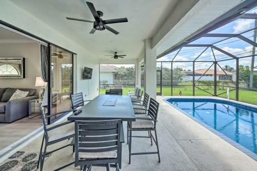 Modern Cape Coral Home Private Lanai And Pool!