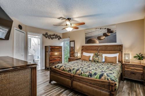 Grand Retreat In Cape Coral