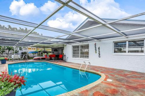 Grand Retreat In Cape Coral