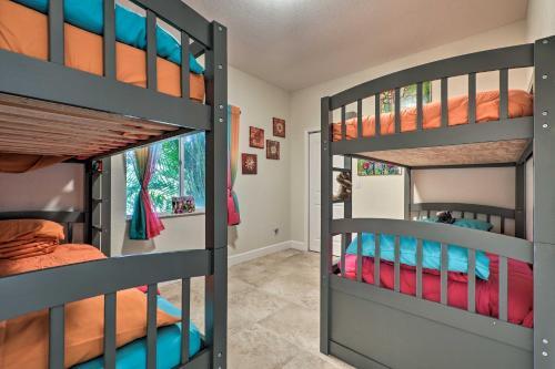 Cape Coral Retreat Pool, Grill And Golf Course
