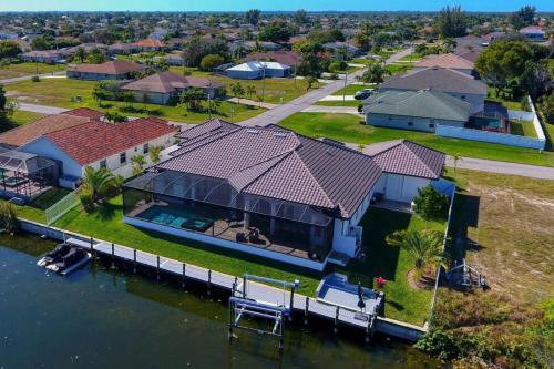 Quiet Cape Coral Retreat