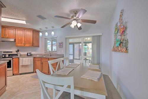 Hernando Beach Home With Pool And Canal Access!
