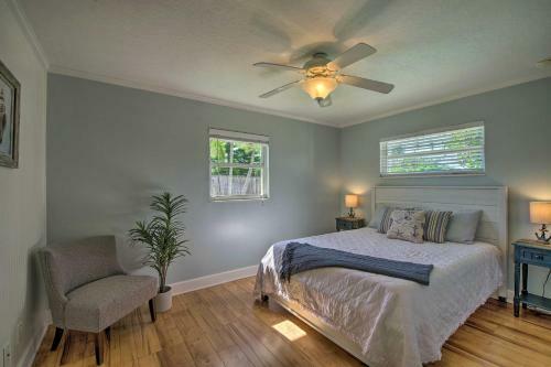 Indian Harbour Beach Home Half Mi To Beaches