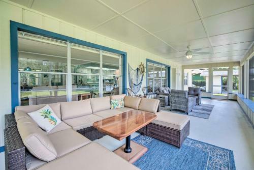 Riverview Homosassa Escape With Dock And Lanai!