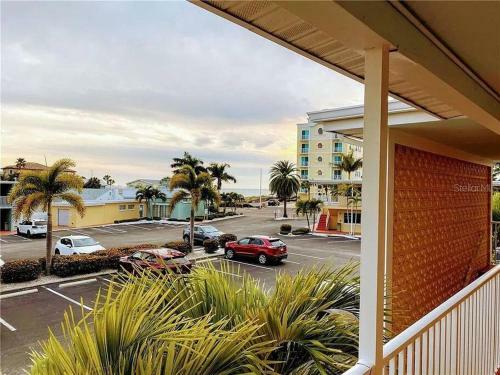 Apartamento Beautiful Condo Steps From The Beach And Gulf
