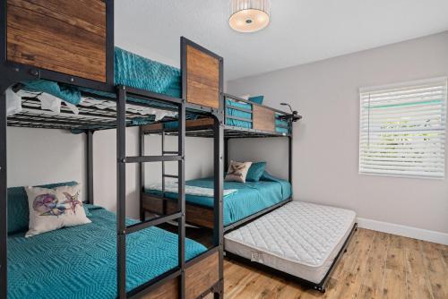 Sunset Dreams - Monthly Beach Rental Home