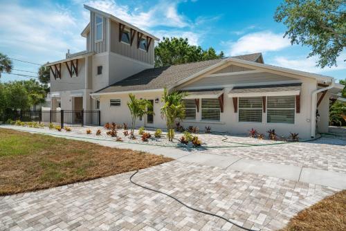 Sunset Dreams - Monthly Beach Rental Home