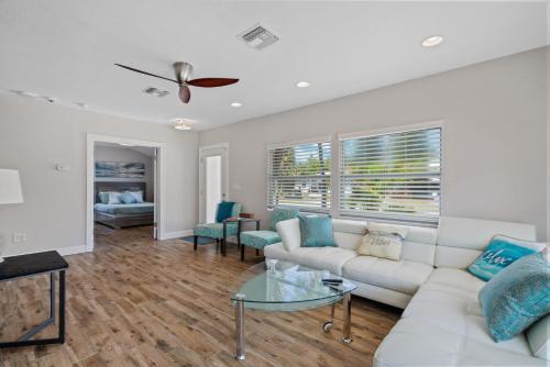 Sunset Dreams - Monthly Beach Rental Home