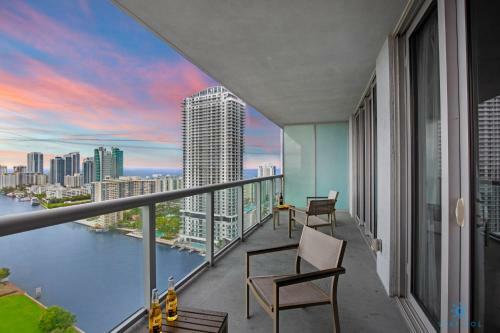 Modern Resort Balcony W Endless View Resort Pool