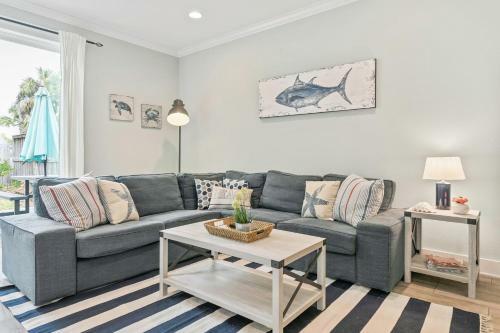 Villa New! Octopi The Beach - Luxury Home Steps To Beach