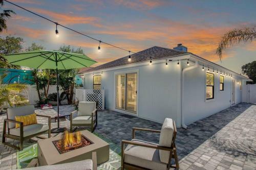Ocean Vibes House - Your Jax Beach Getaway