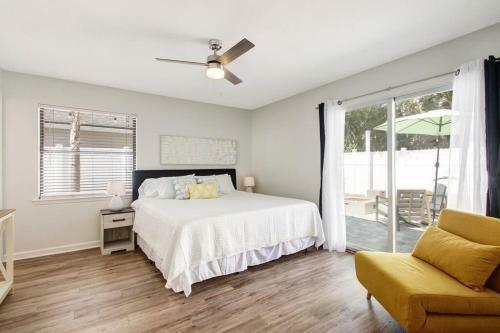 Ocean Vibes House - Your Jax Beach Getaway