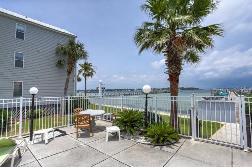 Hermitage By The Bay 309