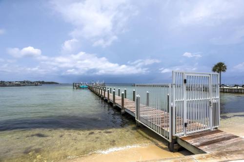 Hermitage By The Bay 309