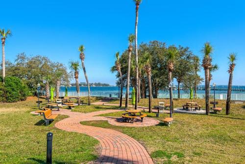 Destin West Gulfside #203