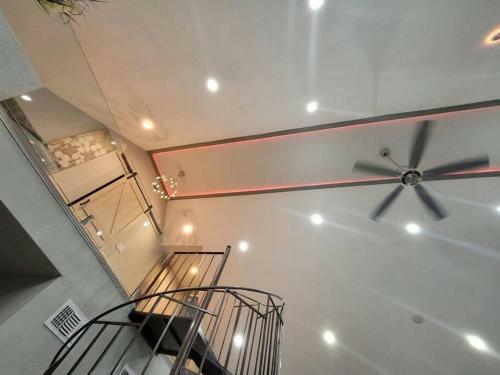 Dream House With Capacity Of 23 People