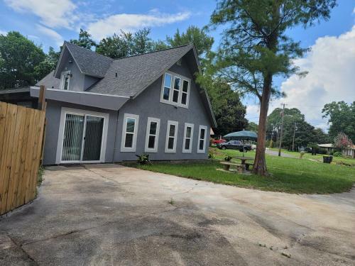 Dream House With Capacity Of 23 People