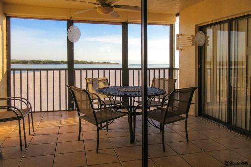 Apartamento Carlos Pointe 523 Condo