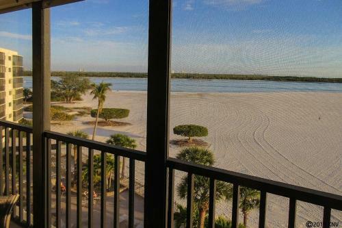 Apartamento Carlos Pointe 523 Condo