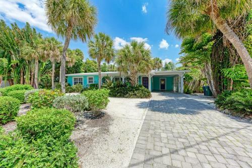 Barefoot Bungalow - 213 - 70th