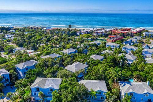 Island Serenity - 6250 Holmes #54