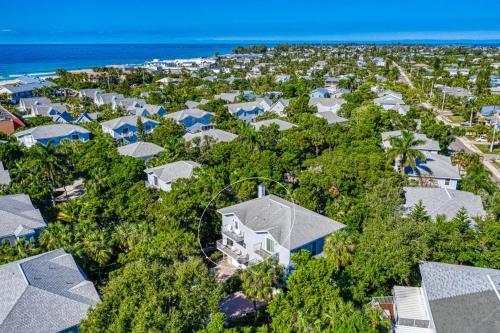 Island Serenity - 6250 Holmes #54