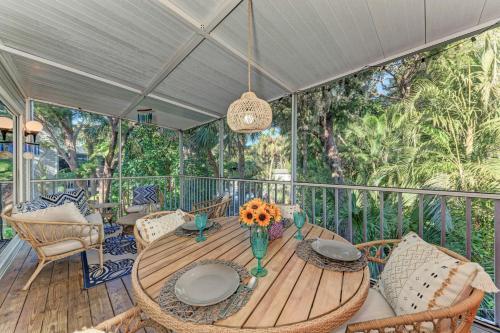 Island Serenity - 6250 Holmes #54