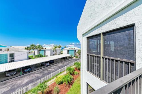 Edit Liddies Place Sun Plaza West 209