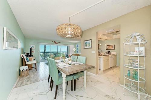 Sunset Beach 102 - 2716 Gulf