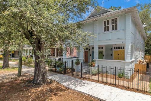 Apartamento Fourth House - Butterfly Getaway In Historic Spr