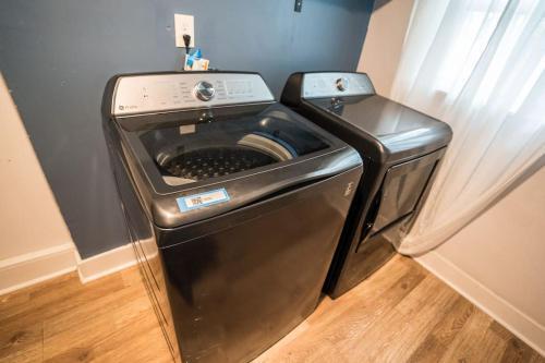 Renovated 3br Home Near Murray Hill - Sleeps 8