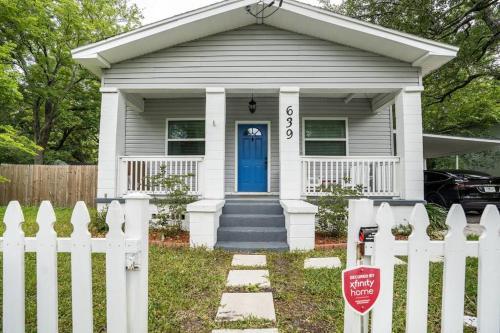 Renovated 3br Home Near Murray Hill - Sleeps 8
