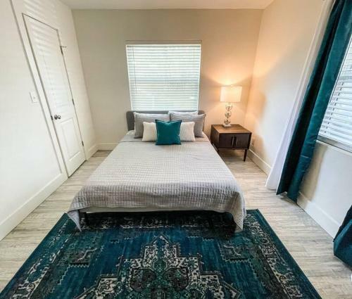 Renovated Riverside Retreat 2br 1ba - Avondale Area #1