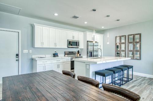 486 Nw 40th Ct